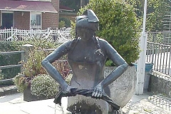 Wiebke-Kruse-Statue